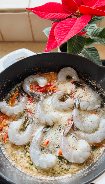 spanish garlic prawns