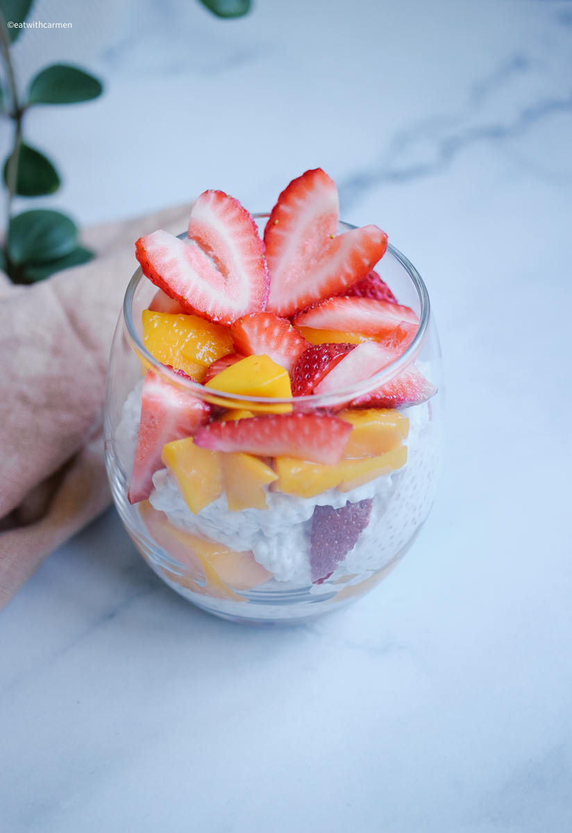 strawberry coconut chia pudding