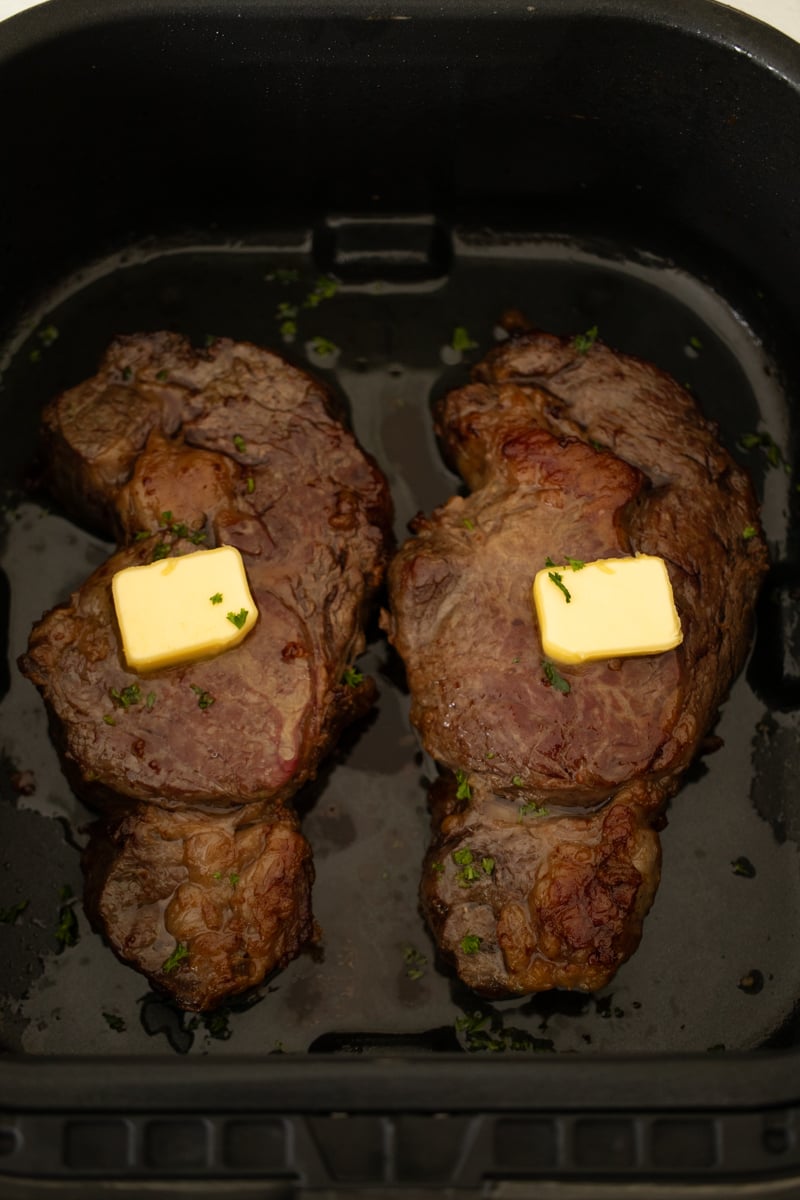 cook ribeye steaks in air fryer