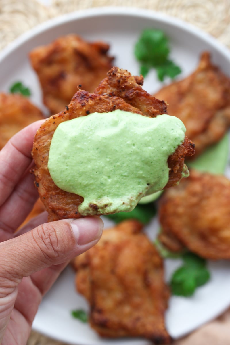 chicken with avocado sauce
