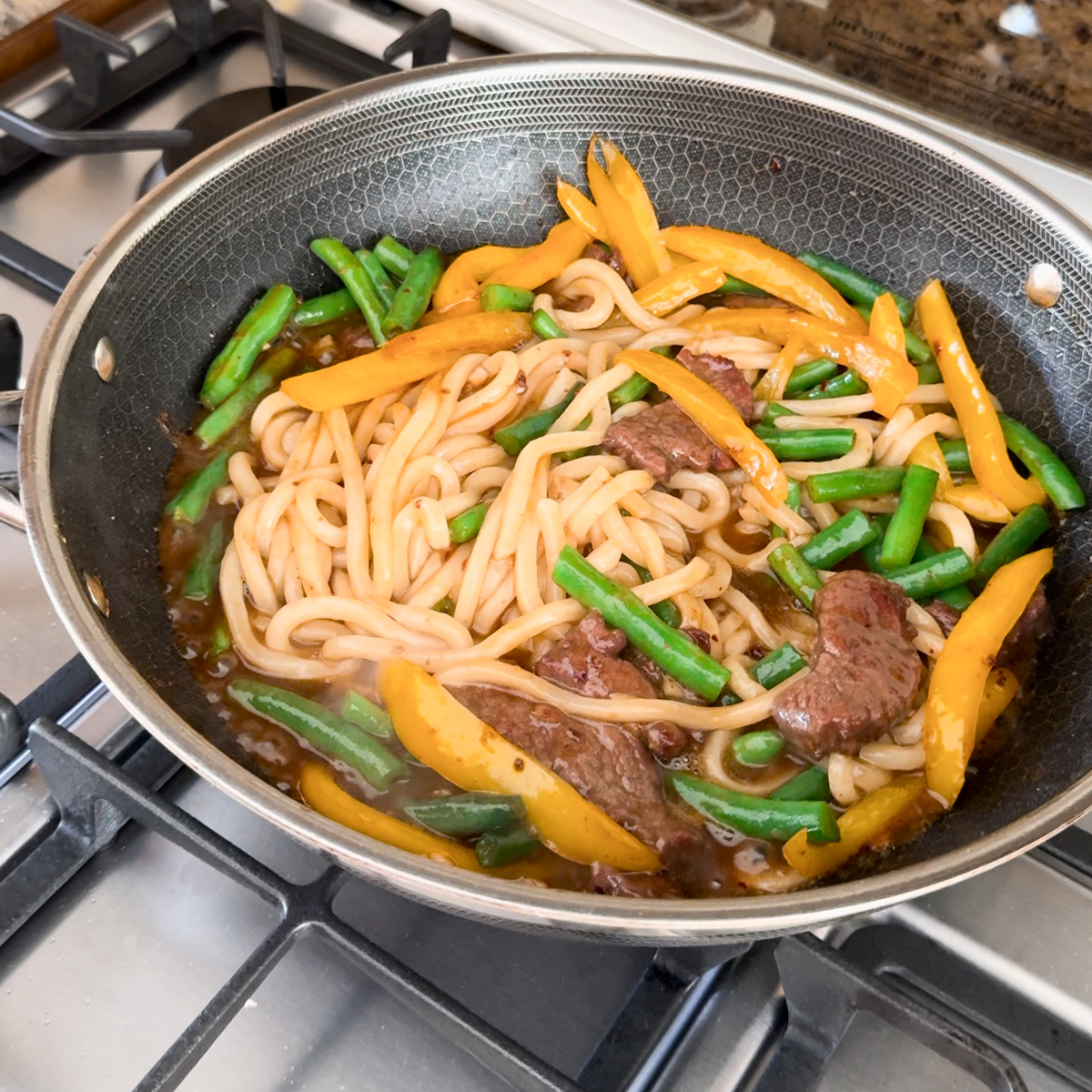 beef udon noodles wok