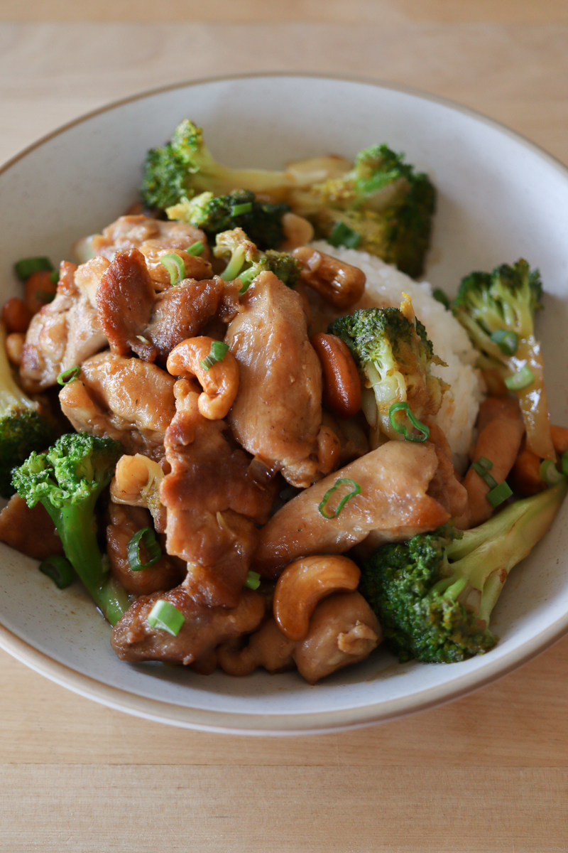 chicken broccoli cashew stir fry