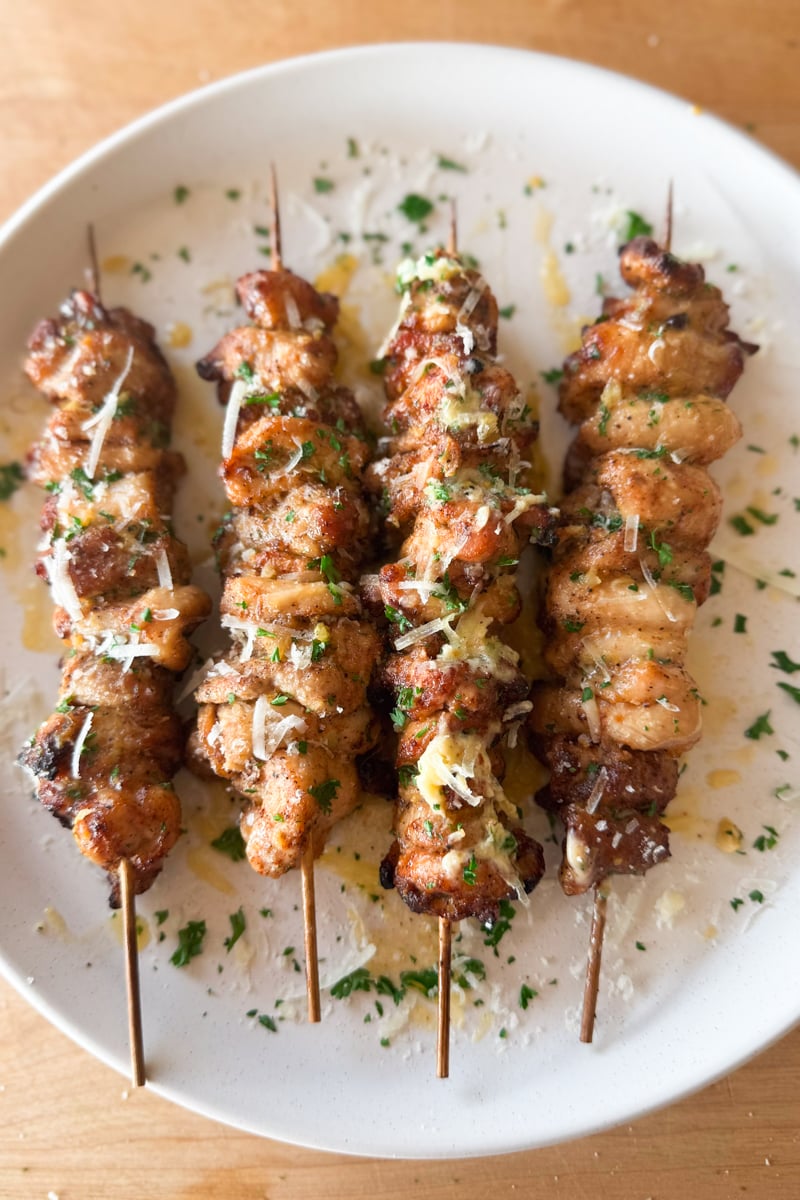garlic parmesan chicken skewers