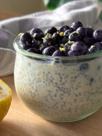 lemon blueberry overnight oats