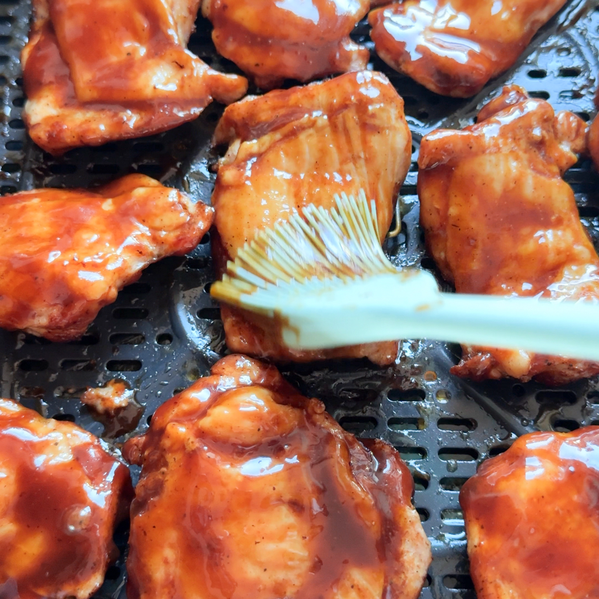 air fryer boneless chicken thighs